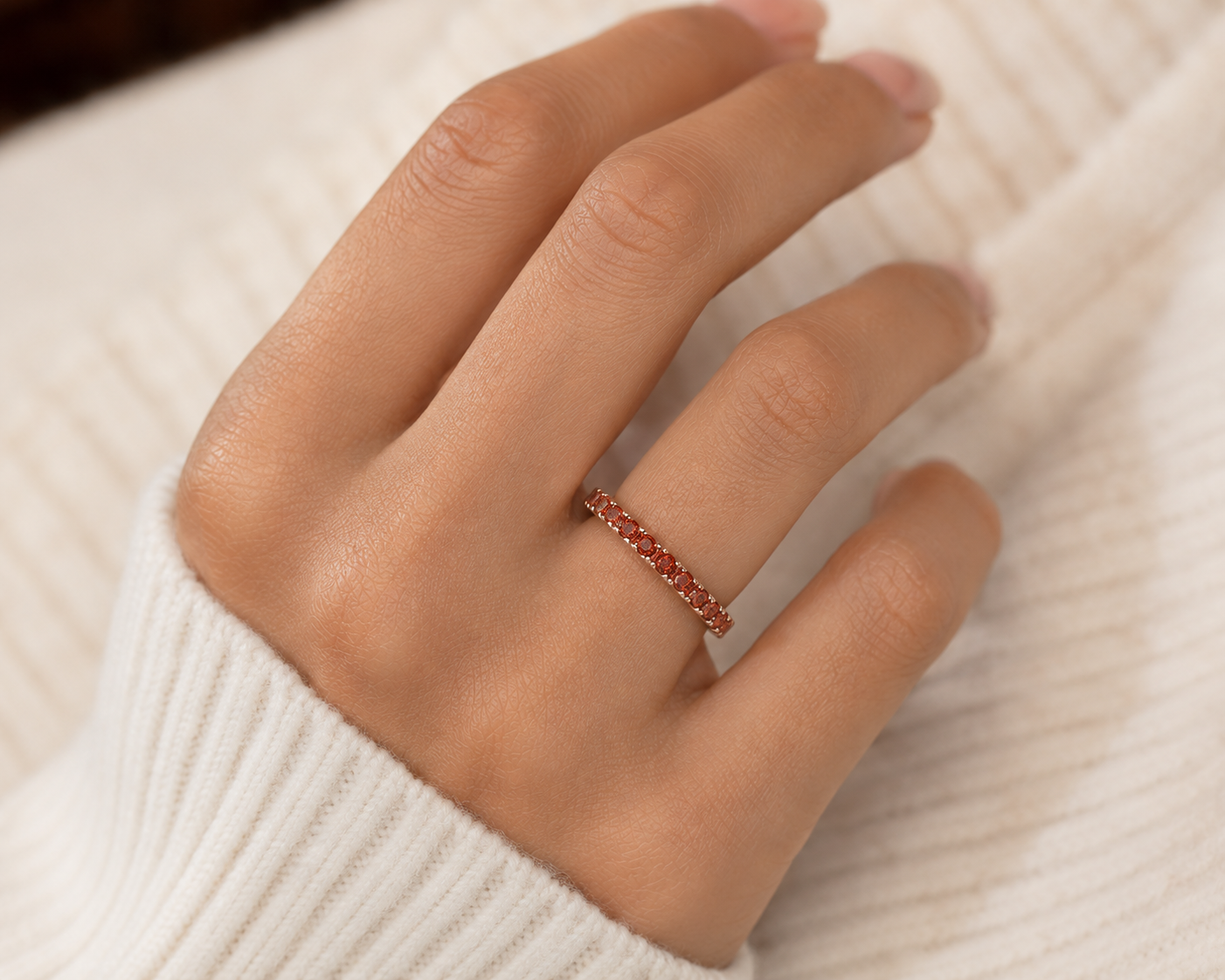 Élois Dark Cherry Ring